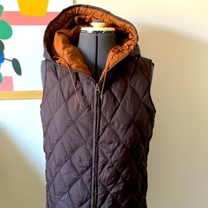 LL.Bean Signature down puffer vest with hood, chocolate brown size small.